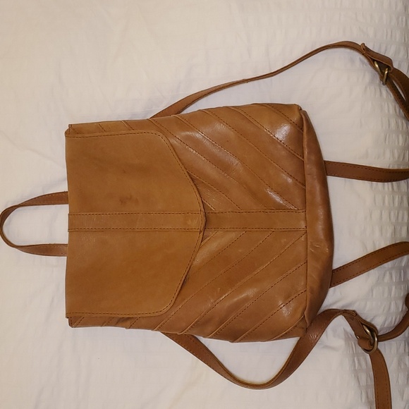 Magnolia brown leather backpack bought it at the Silos - Picture 1 of 12